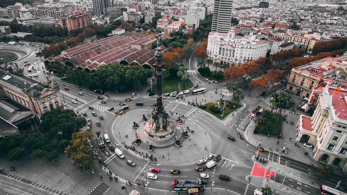 Aerial view of Columbus Monument at Barcelona roundabout.
