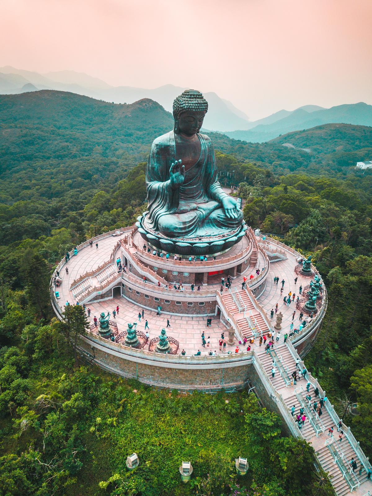 Wielki Budda-Hongkong zdjęcie autorstwa Jasona Coopera