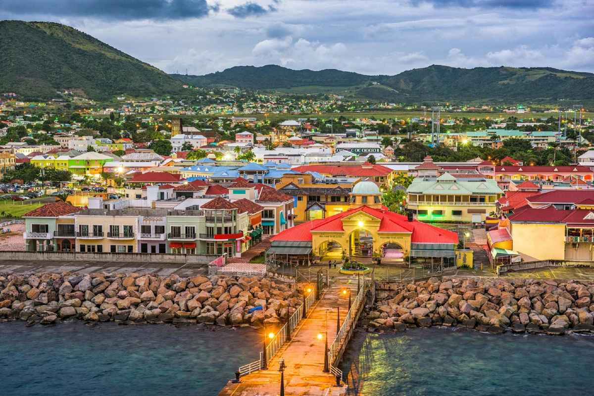 Saint Kitts ve Nevis Sürüş Rehberi illüstrasyon