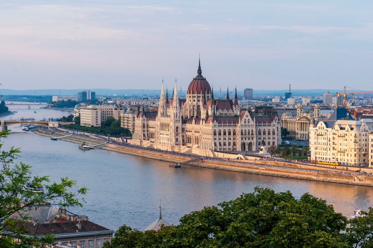 Hungary Metropolis Photo by Ervin Lukacs