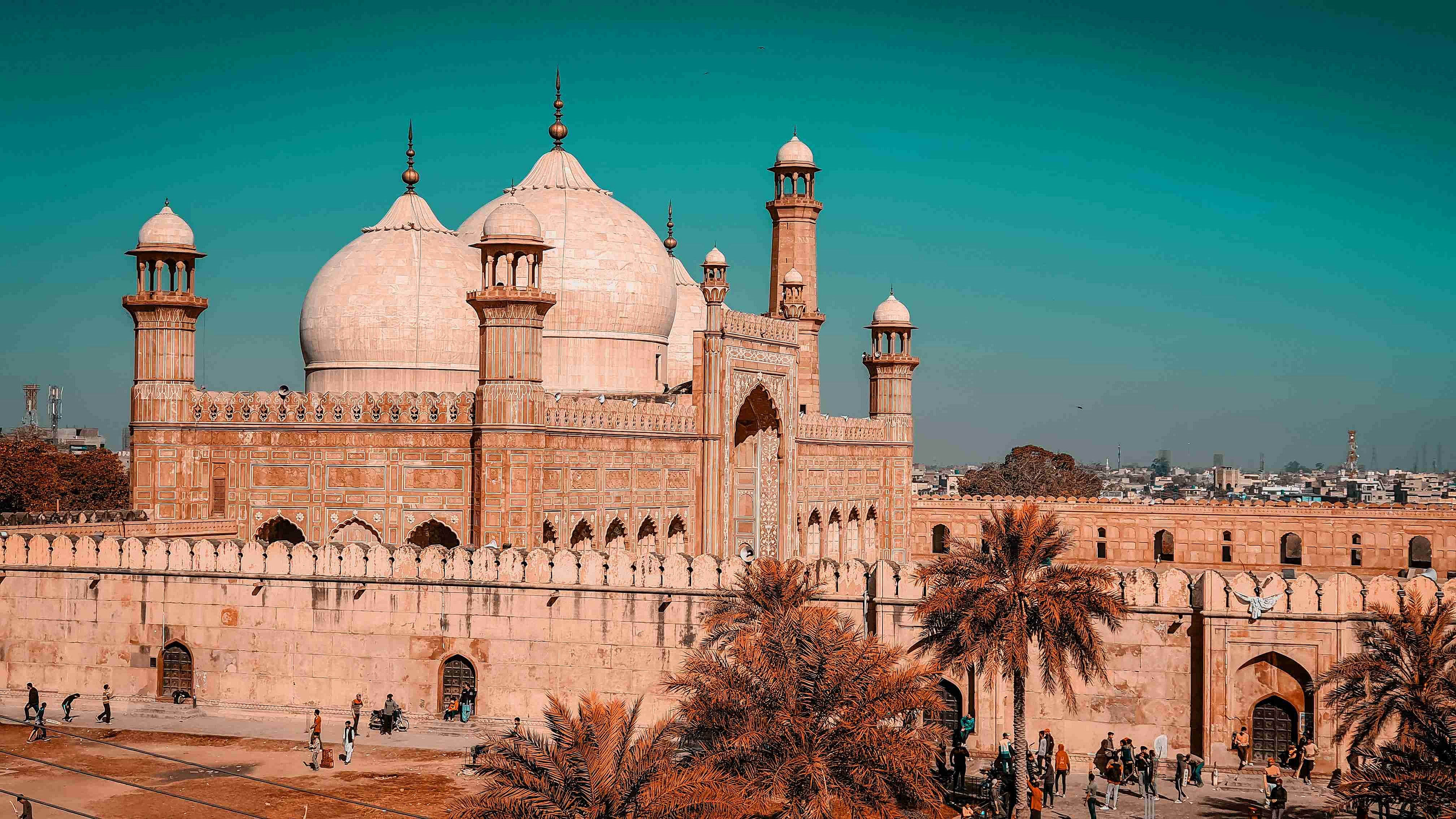 Best Time to Visit in Pakistan