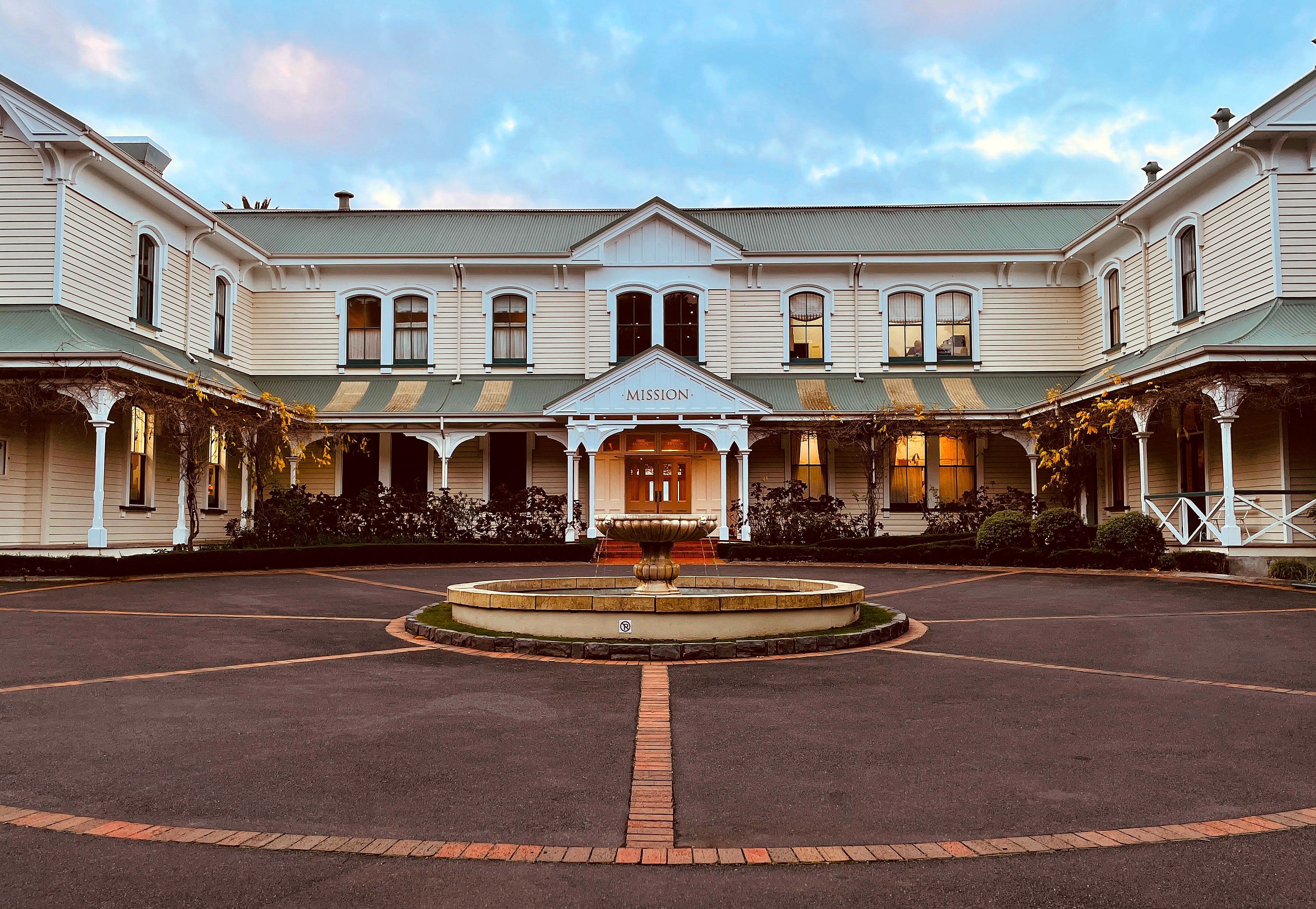 Best Restaurants to Check out in New Zealand For Your Next Trip