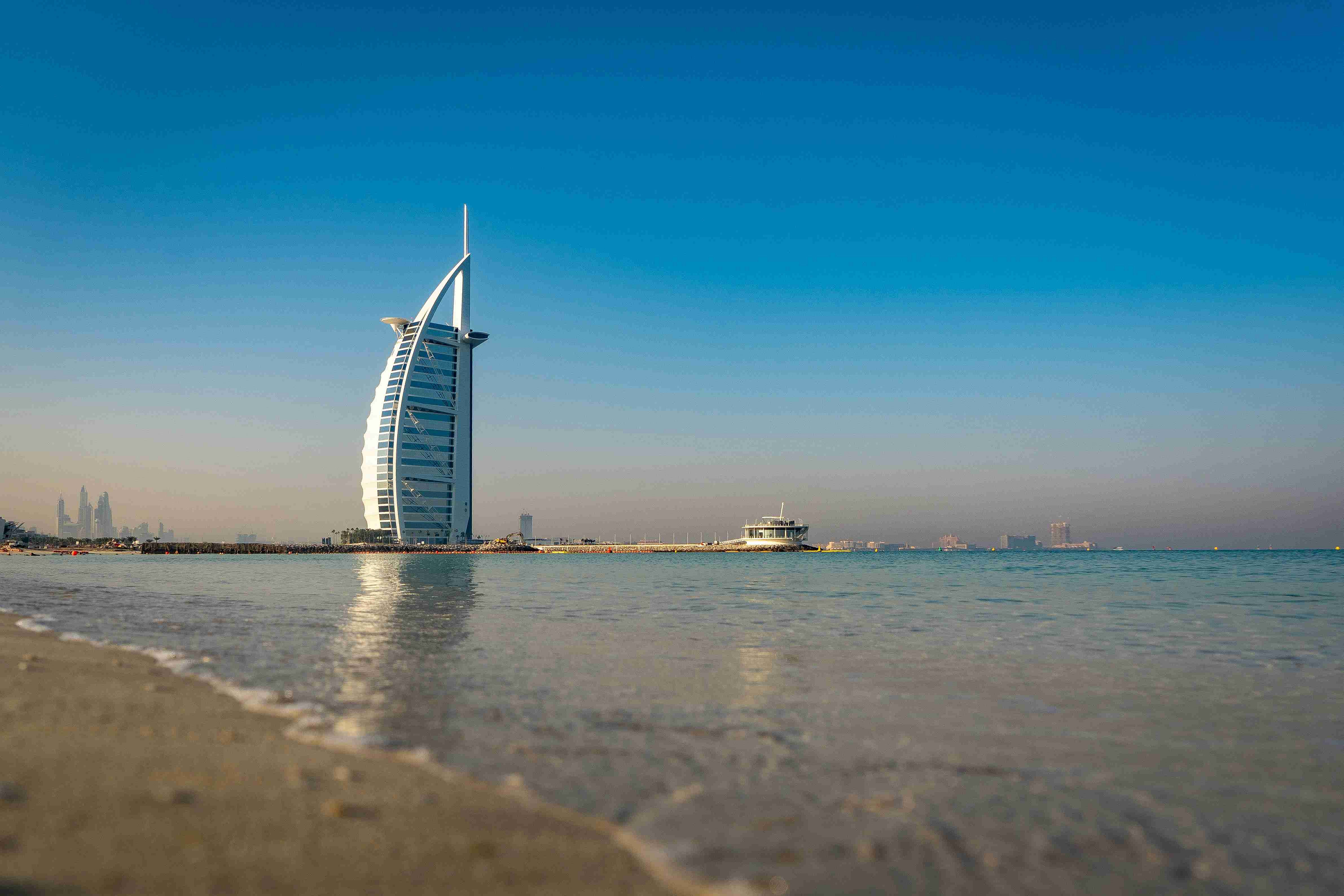 Electric Vehicle Road Trip in Dubai: Luxury Embraces Sustainability