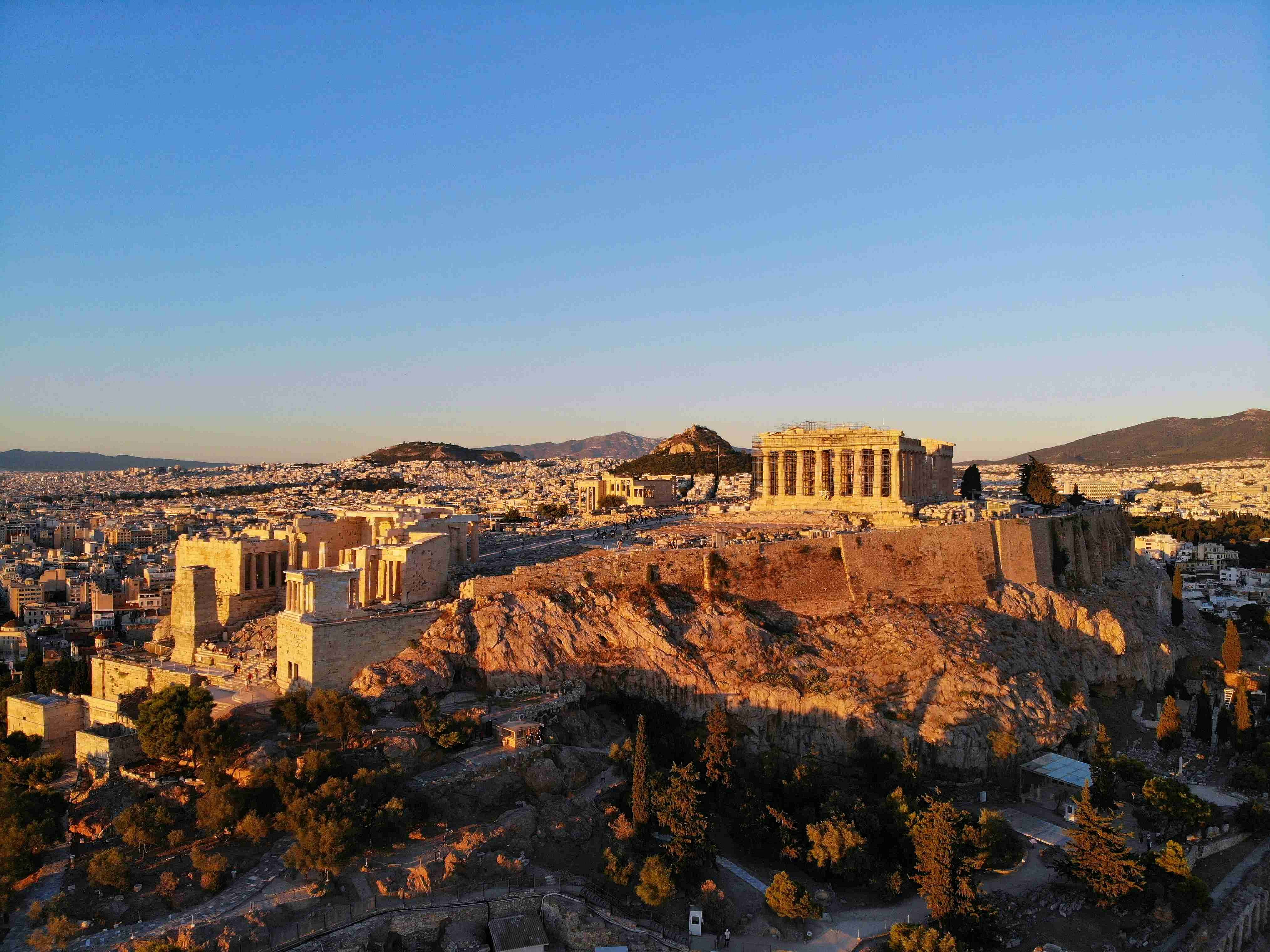 What You Need to Know About the Wildfires Near Athens
