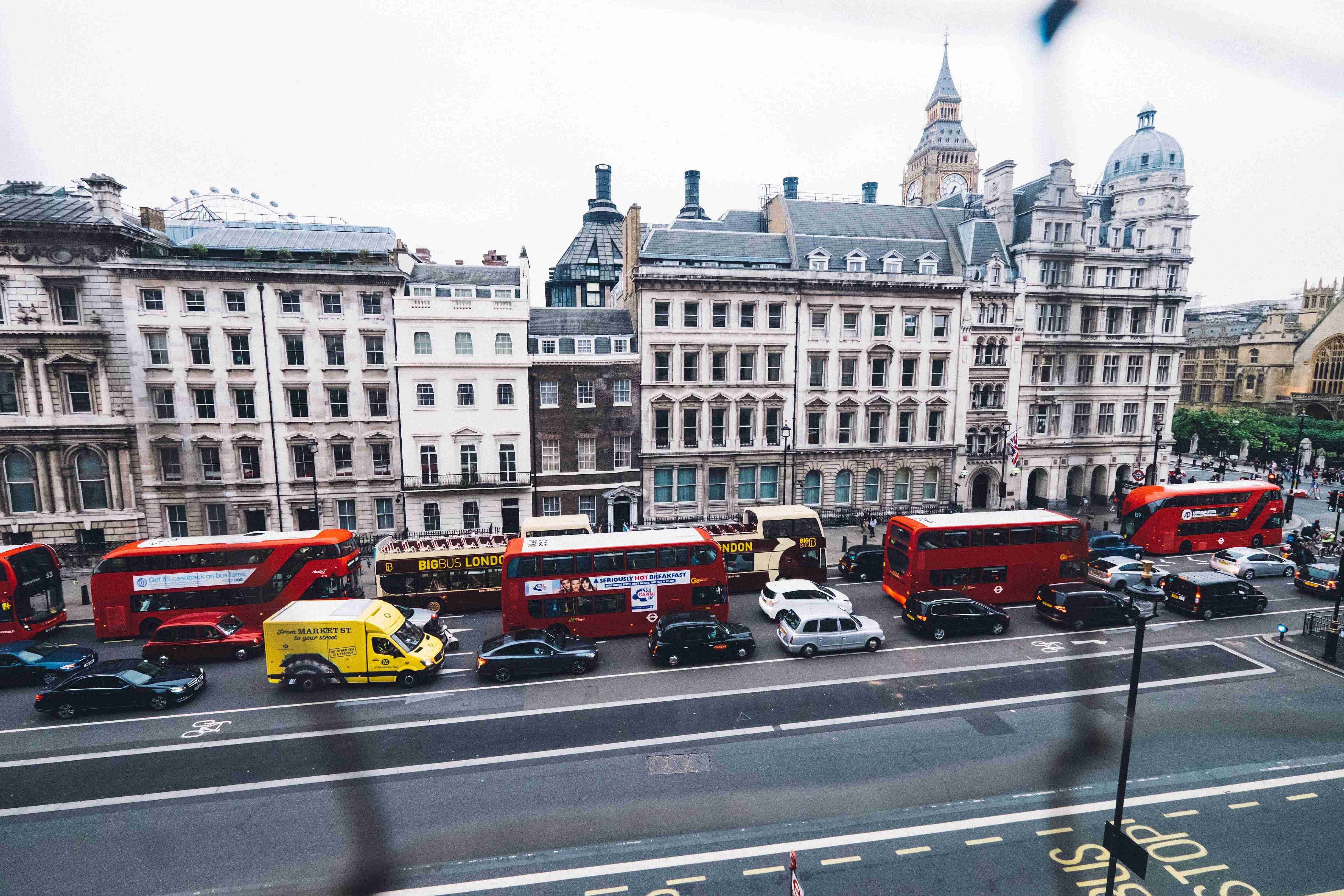 The Royal Route: England’s Best Public Transport Tips and Tricks