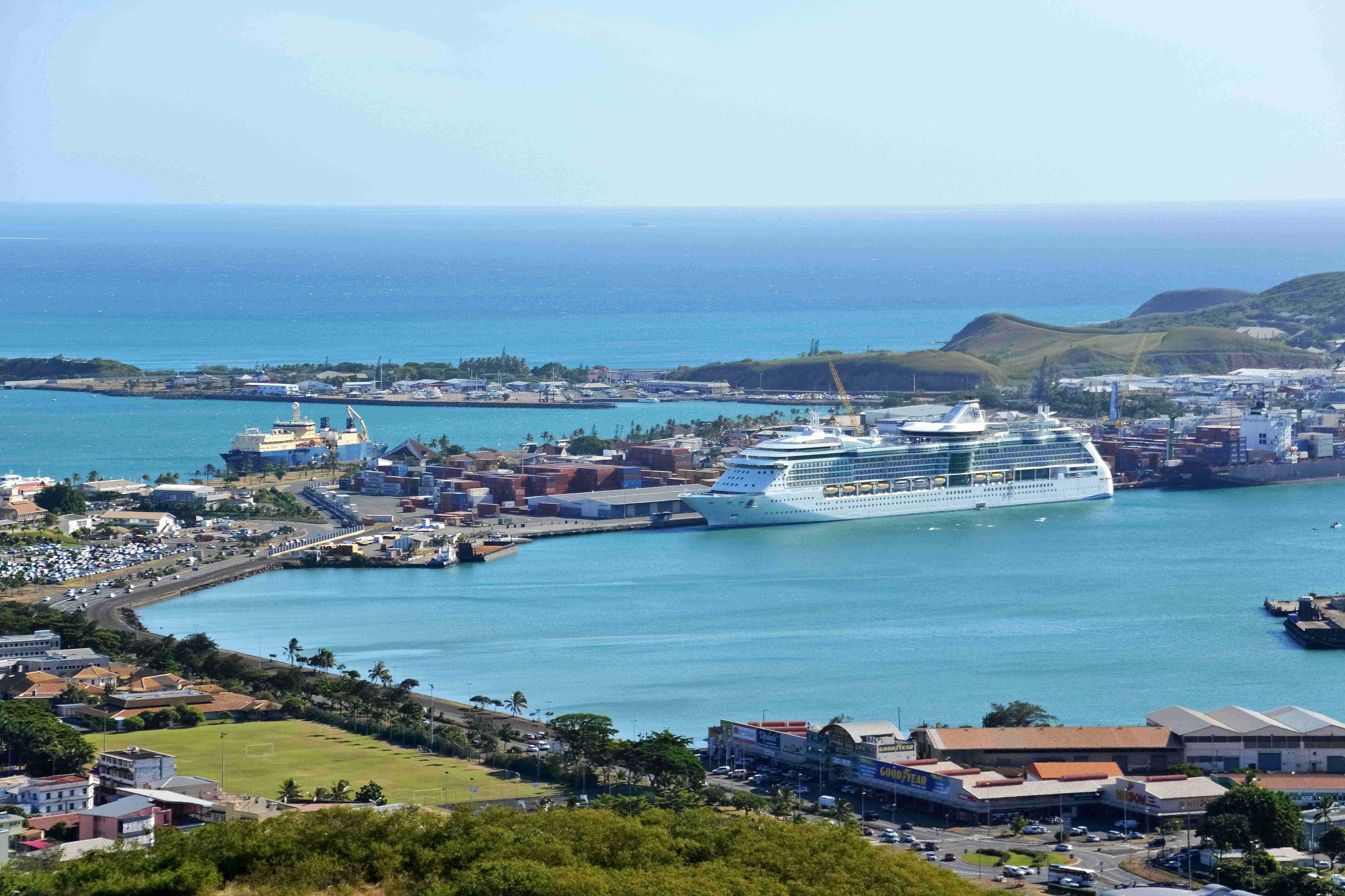 New Caledonia Driving Guide