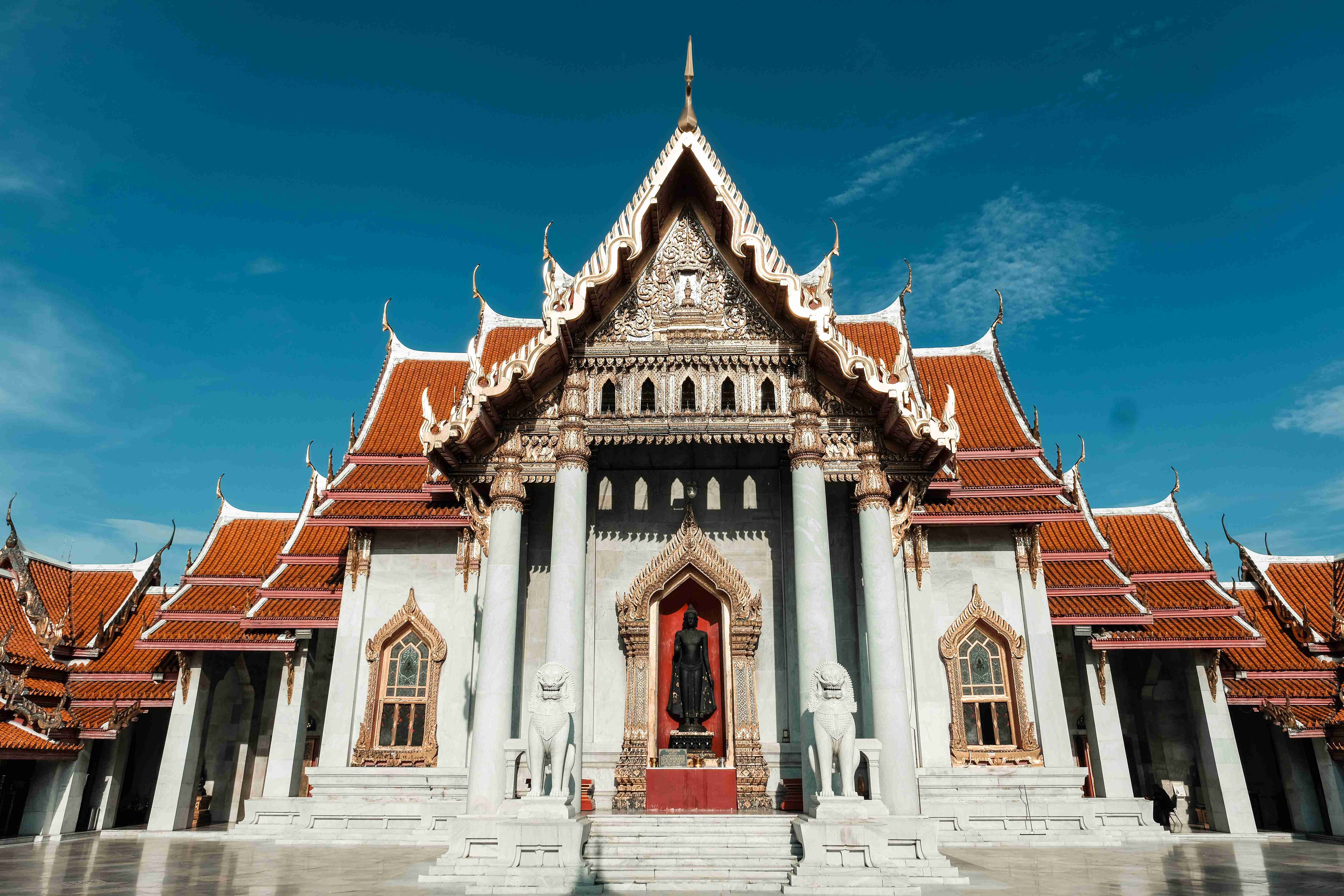 Driving in Thailand: What You Need to Know to Stay Safe and Legal