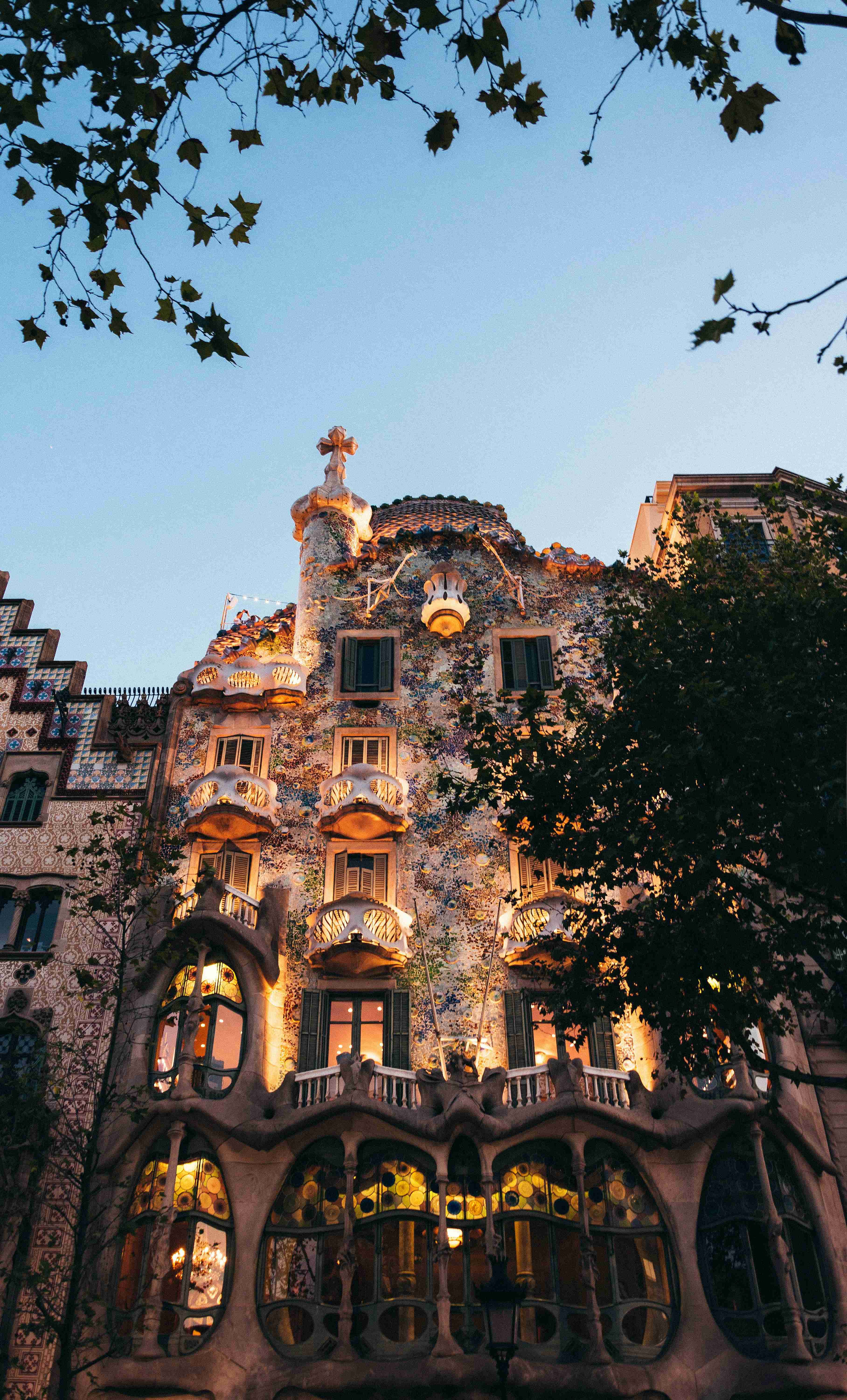 Discover Westeros: Best Day Trips from Barcelona to Game of Thrones Film Locations