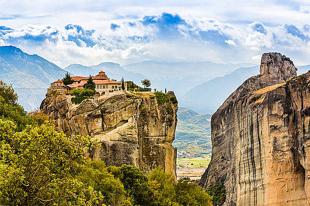9 Important Steps in Securing a Passport in Greece