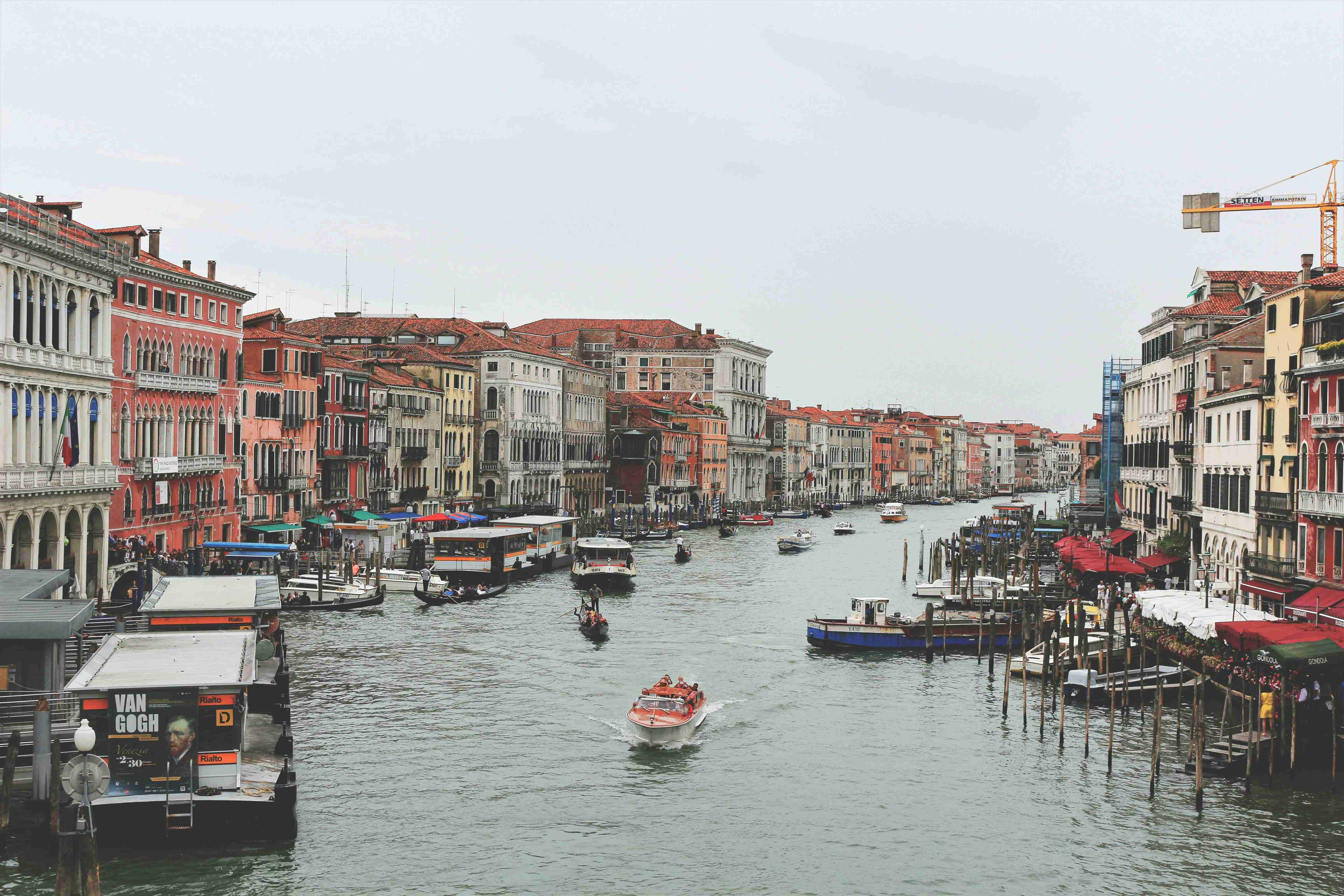 Venice Sets New Tourist Group Size Limit to Tackle Overcrowding