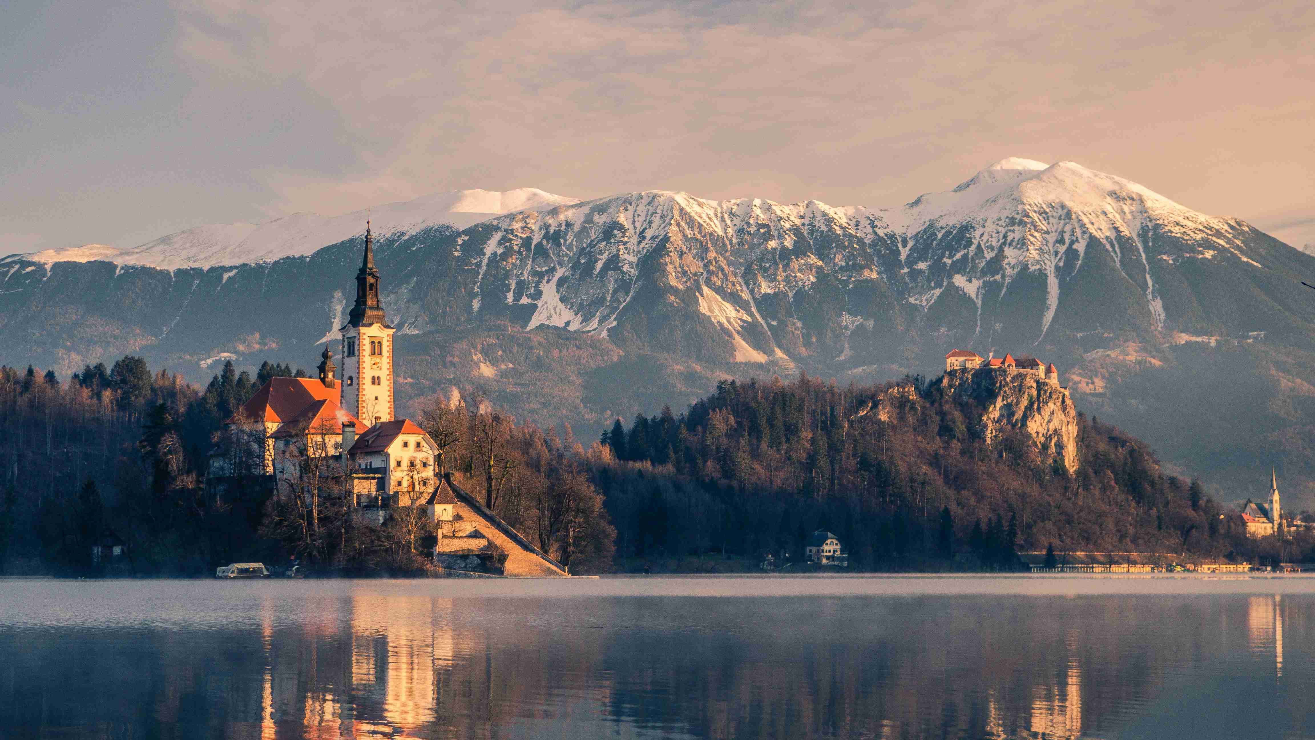 Best Time to Visit Slovenia – Seasonal Guide & Tips for Your Trip