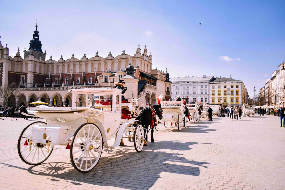 Horse Drawn Carriages in Historic Town Square