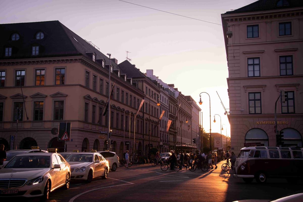 Munich_Street_Scene_at_Sunset