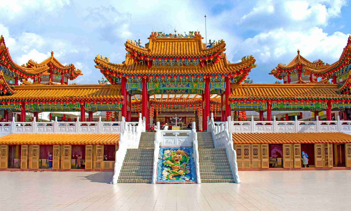 Traditional Chinese Temple Architecture with Detailed Roof Design
