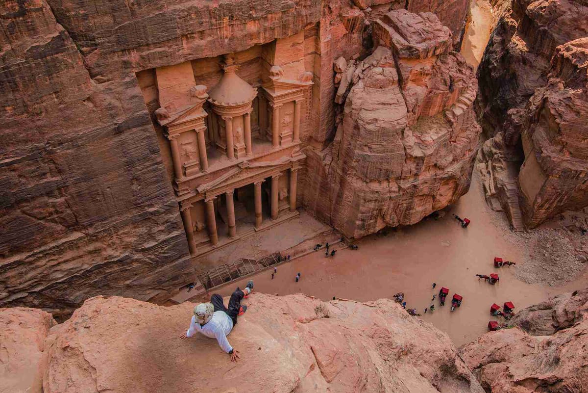 izin mengemudi internasional untuk Yordania, Petra