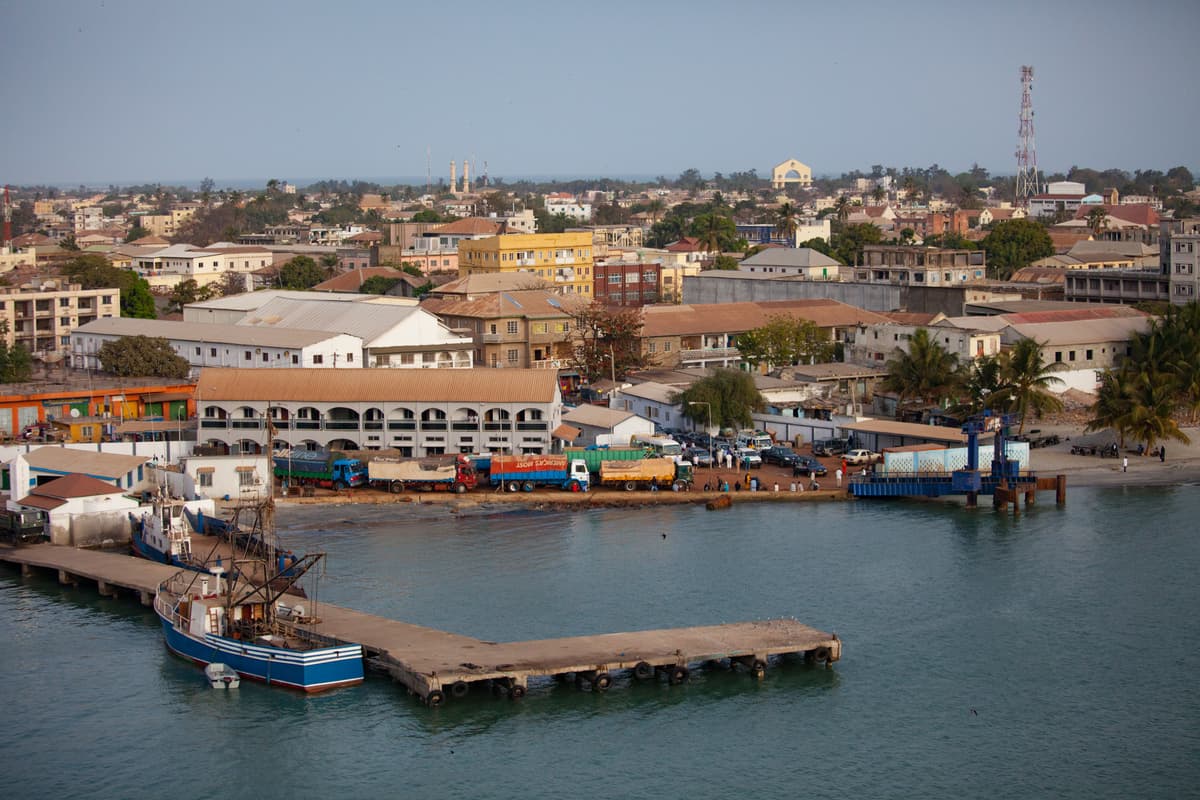 Banjul Gambia Larawan ni Kurt Cotoaga