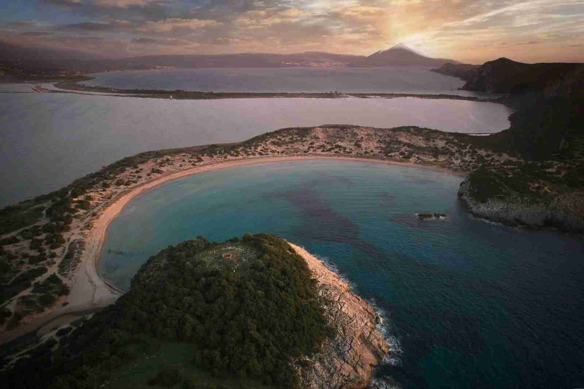 Tramonto sulla spiaggia di Voidokilia