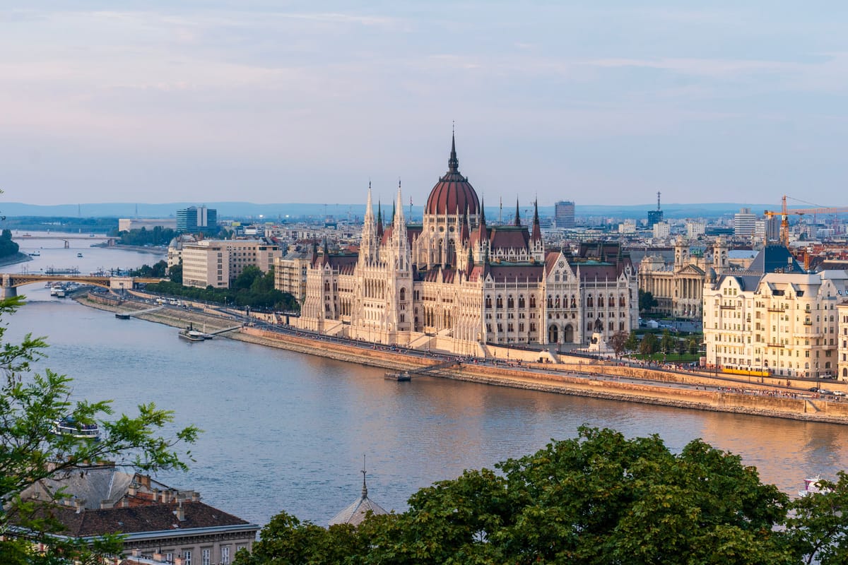 Hungary Metropolis Foto av Ervin Lukacs