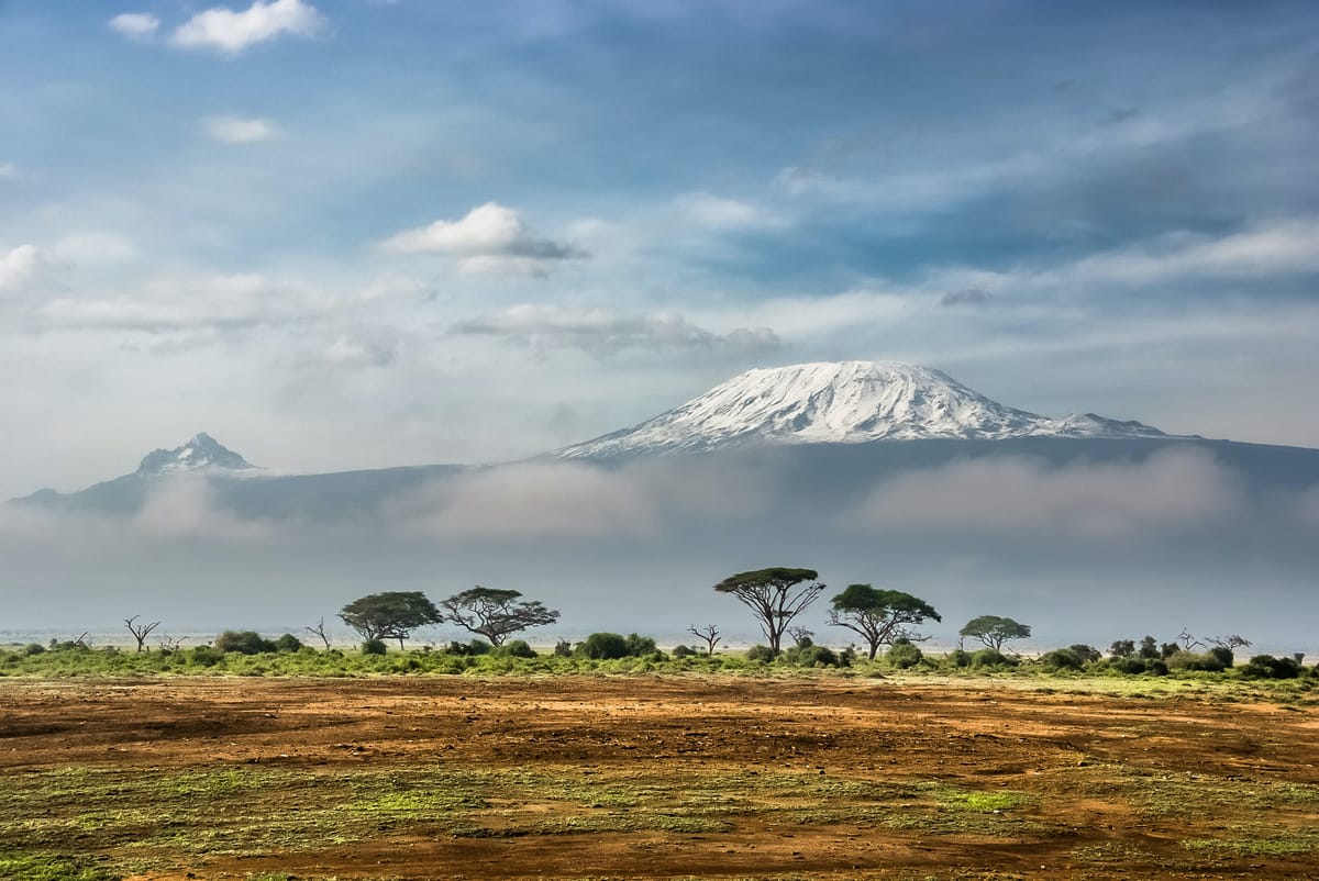 Parque Nacional Amboseli Quênia África Foto de Sergey Pesterev