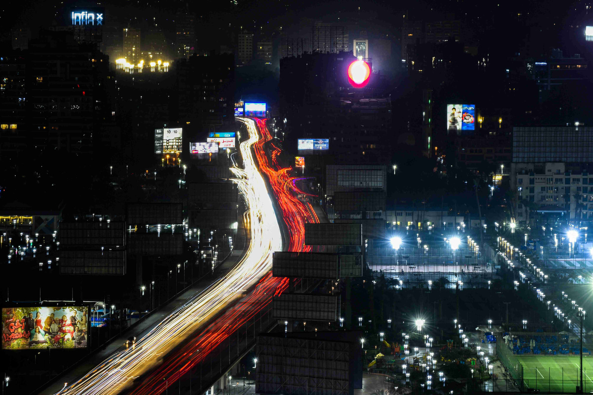 City_Night_Lights_and_Traffic_Long_Exposure