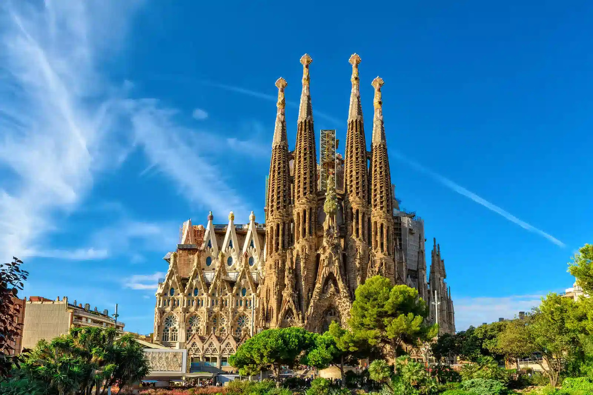 Nativity-facade-Sagrada-Familia-cathedral-Barcelona-Spain