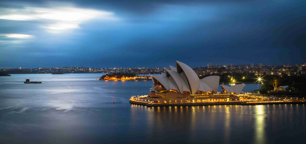 Sydney_Opera_House_at_Twilight
