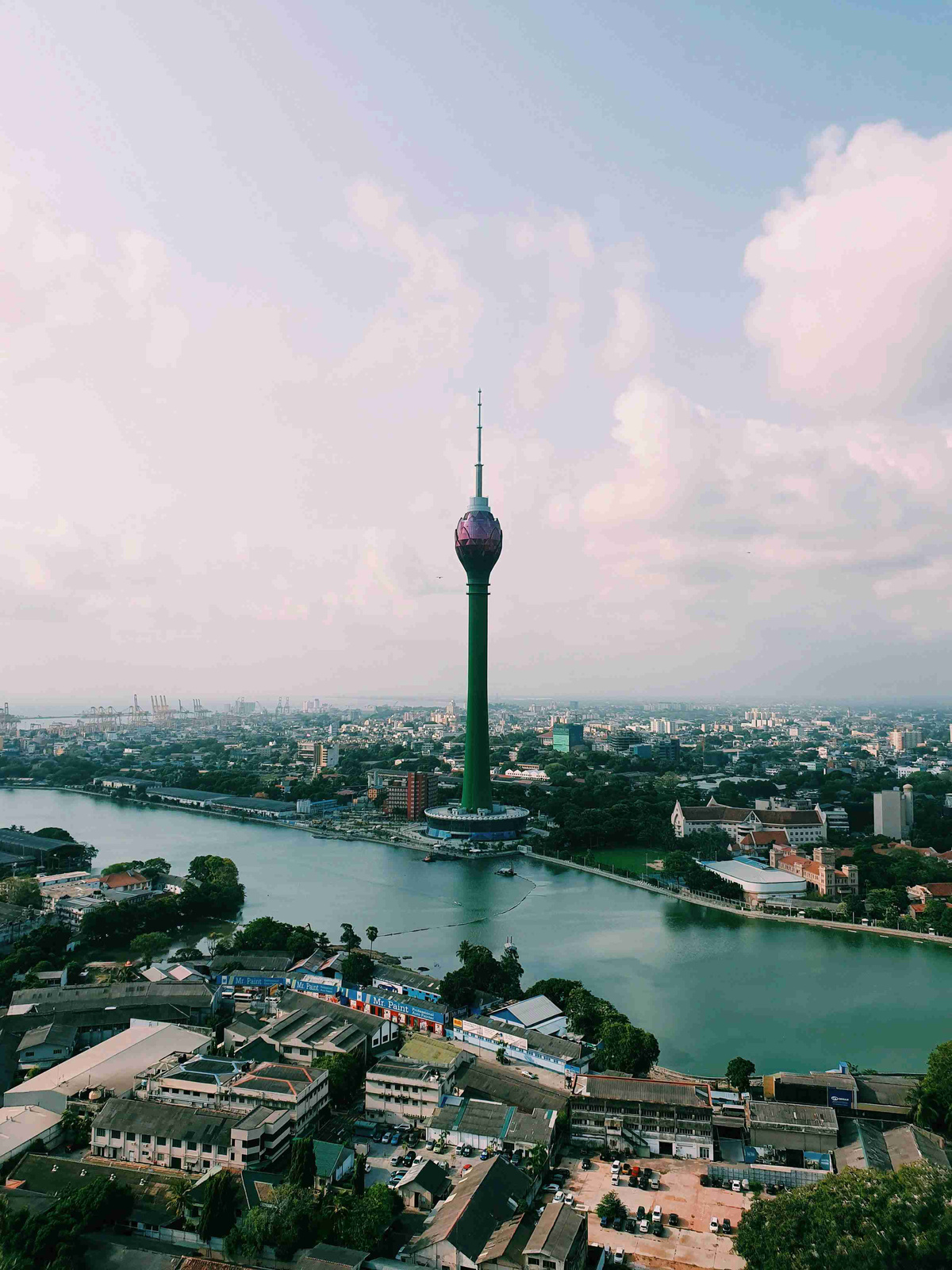 Lotus_Tower_Sri_Lanka