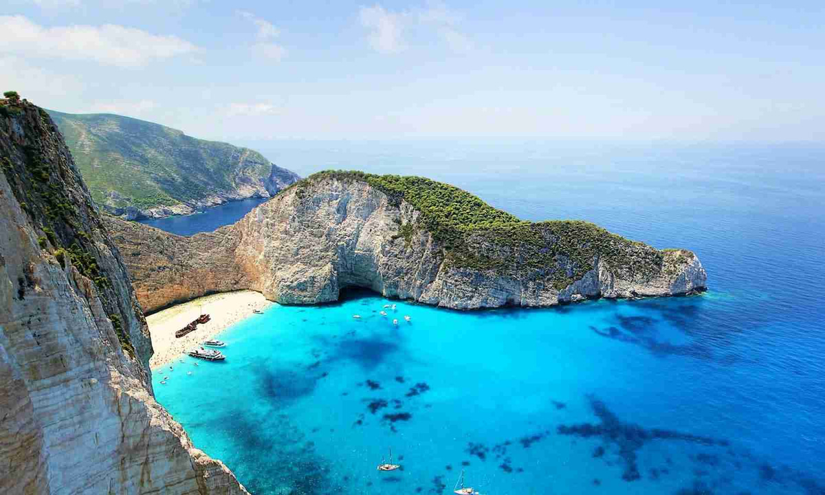 Navagio_Beach_Zakynthos