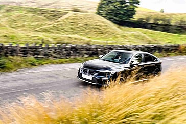 Rent a Car in the UK: A Guide for Travelers