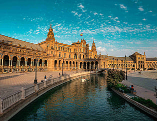 Spain Poised to Become World's Top Tourist Destination by 2040
