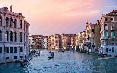 Traveling to Italy: Essential Guide for 2024
