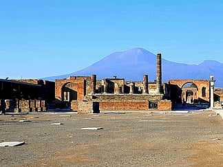 Pompeii Implements Daily Visitor Cap to Protect Ancient Ruins