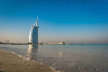 Electric Vehicle Road Trip in Dubai: Luxury Embraces Sustainability