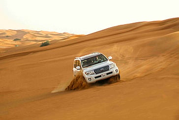 Everything You Need To Know About Renting A Car in Dubai