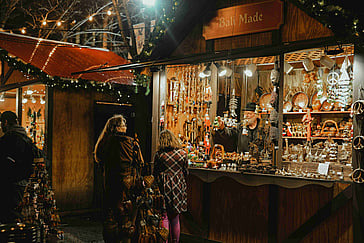 Destination Holidays: How To Create Memories in International Festivals and Events