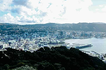 New Zealand Eases Visitor Visa Rules to Attract Digital Nomads