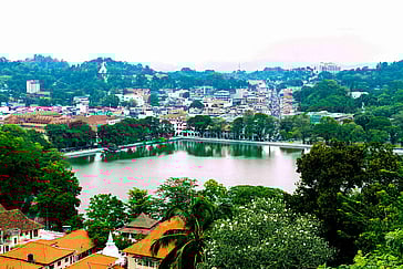 Sri Lanka Drops Visa Fees and Resumes Online Applications to Boost Tourism