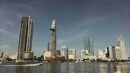 Effortless Travel: How to Get Around Using Public Transportation in Vietnam