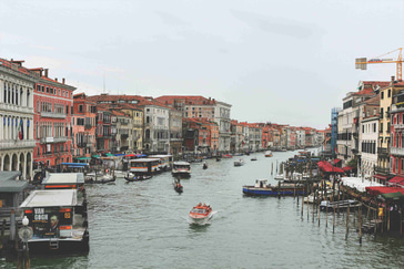 Venice Sets New Tourist Group Size Limit to Tackle Overcrowding