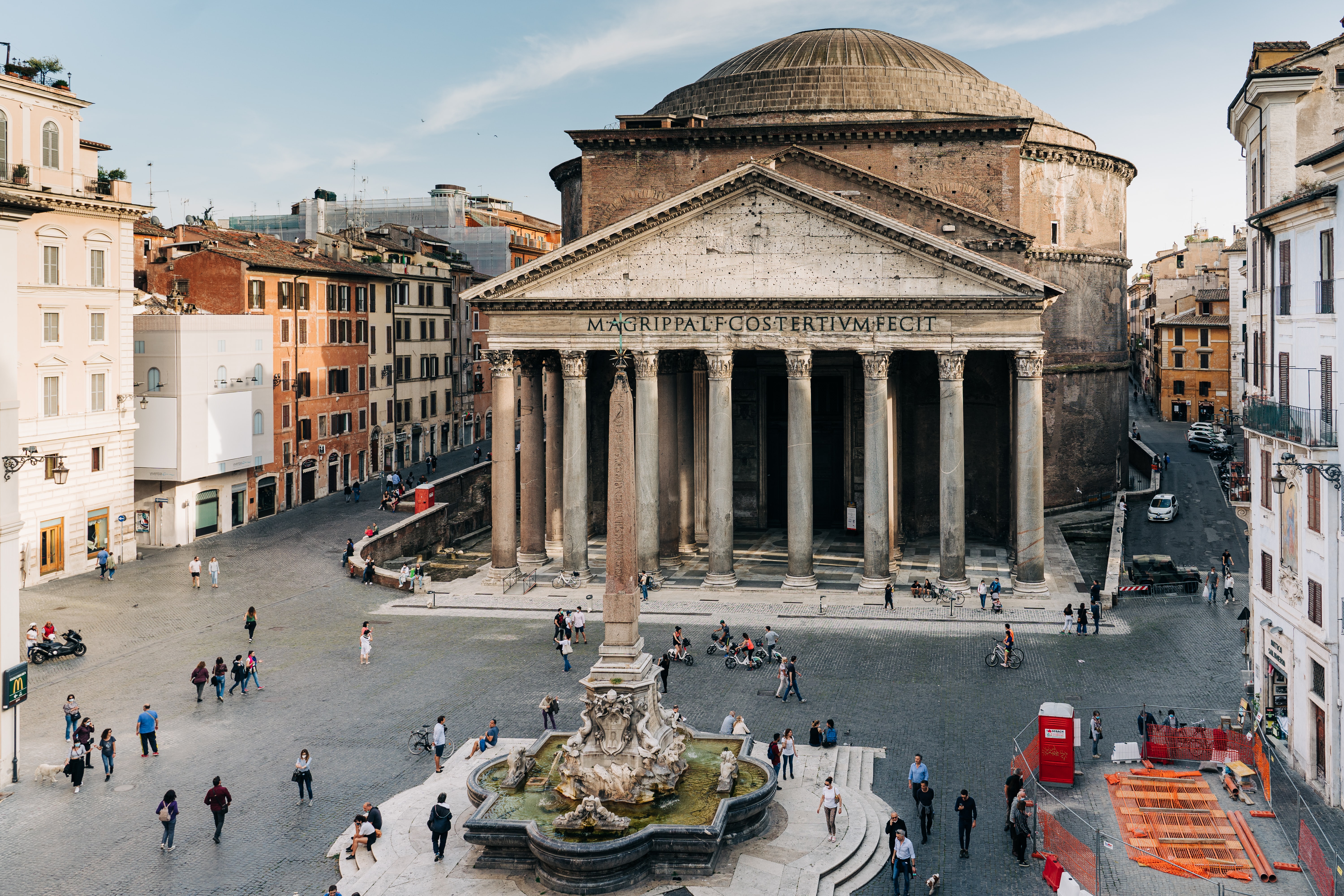 Italië-Pantheon-Gabriella-Clare-Marino
