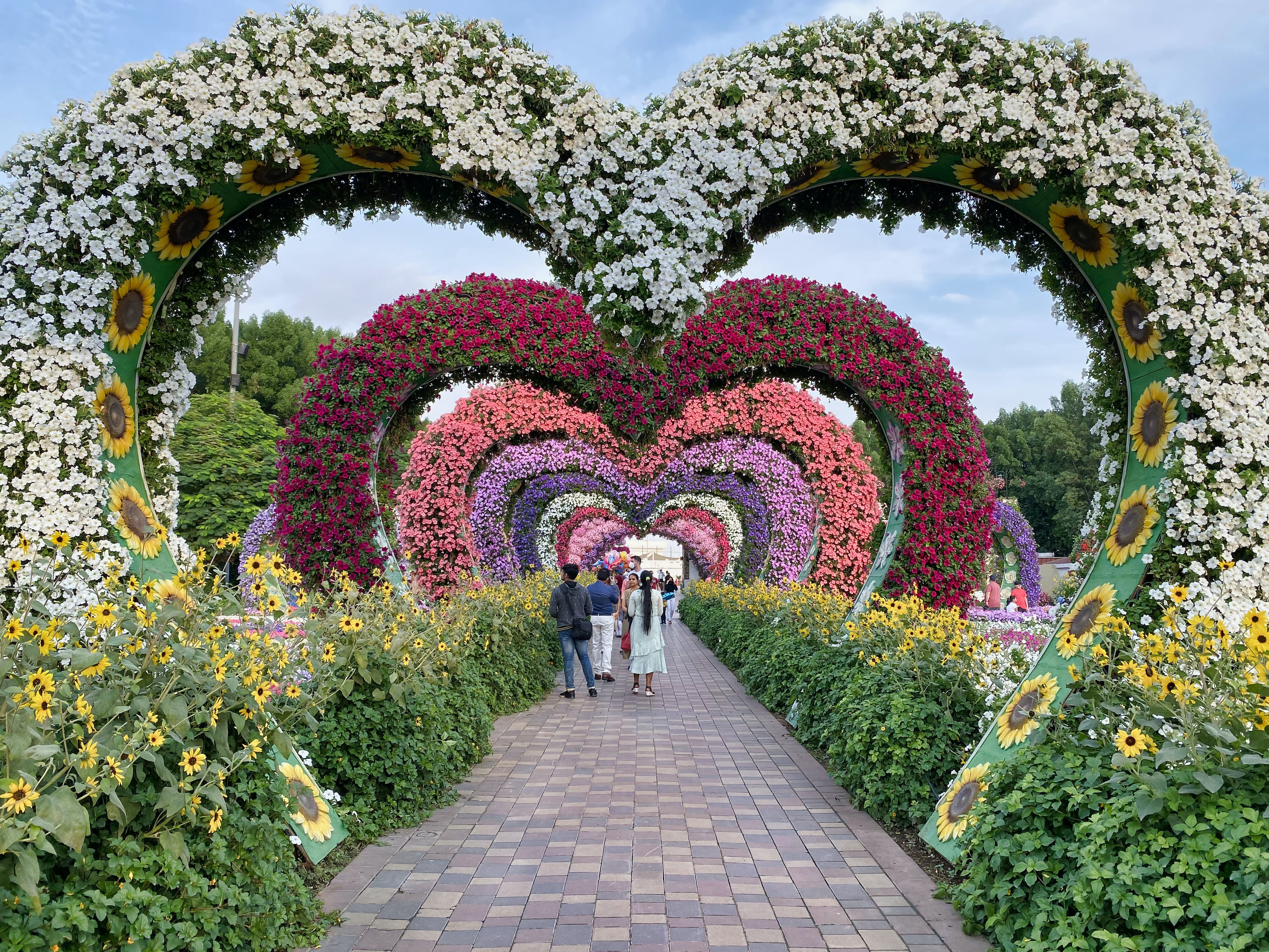 Miracle Garden Photo by Datingjungle